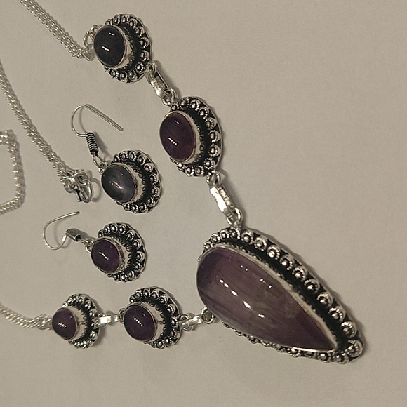 Amethyst set - Picture 1 of 6